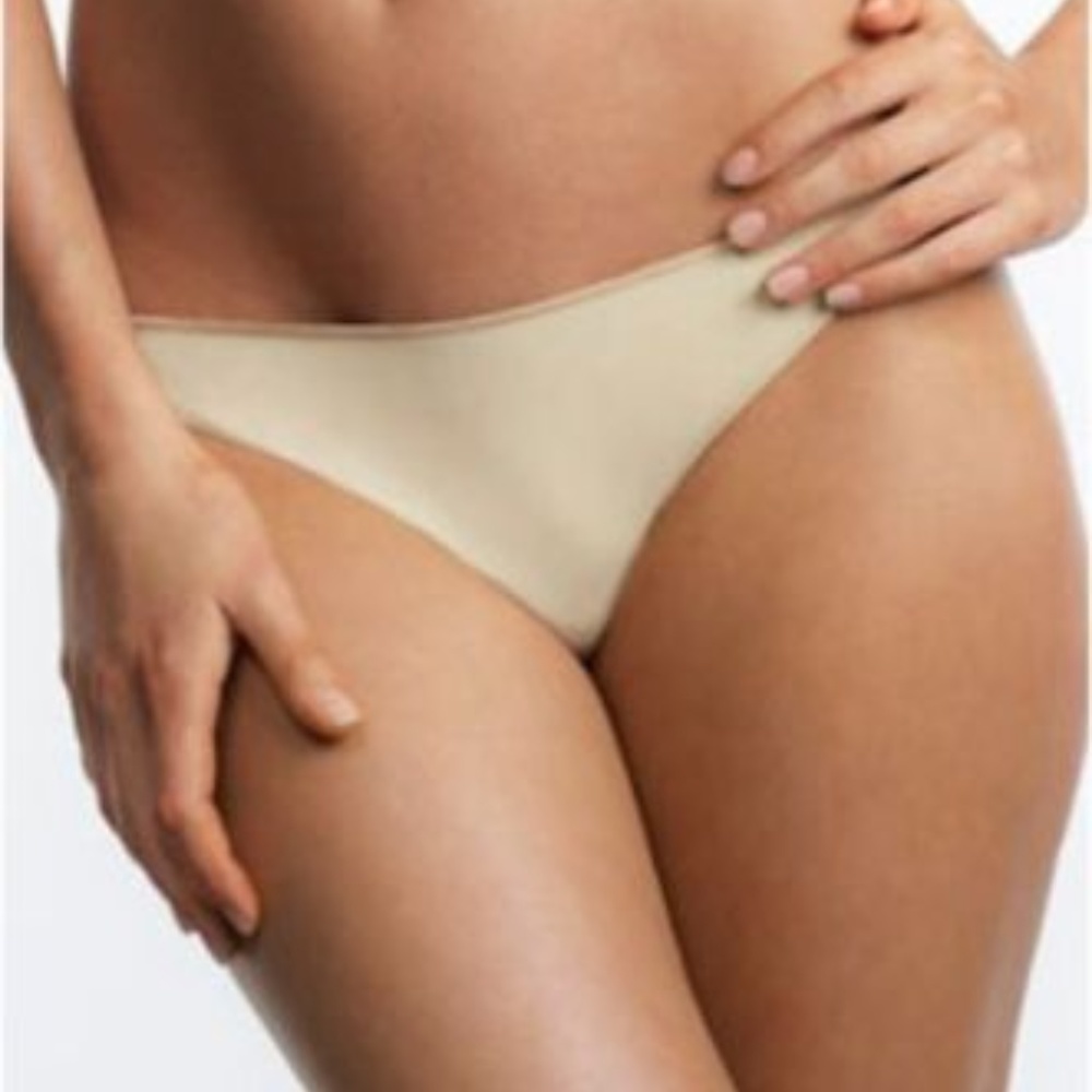 NWT Le Mystere Thong LY355 in Suntan